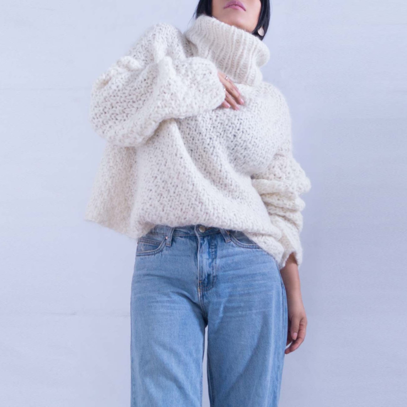 ALPACA TURTLENECK WOOL SWEATER - IVORY