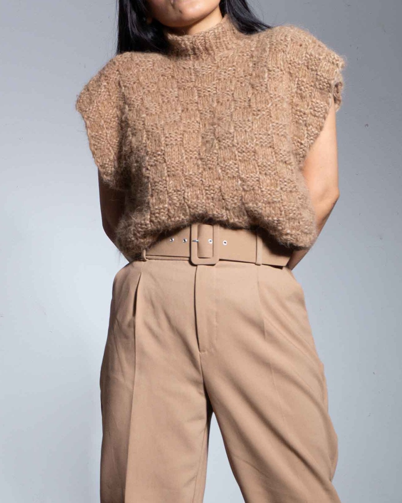 ALPACA WOOL SWEATER VEST - BROWN