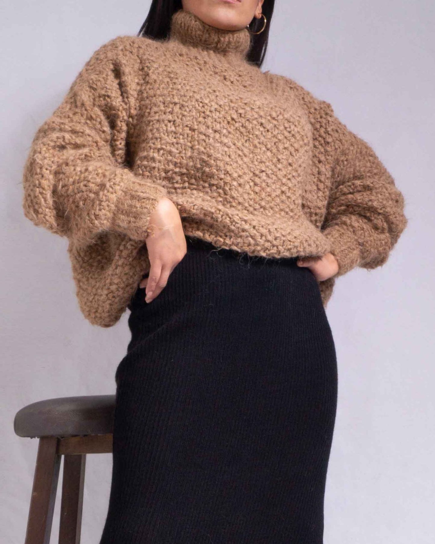 BROWN OVERSIZED ALPACA SWEATER – Sustainable Luxury