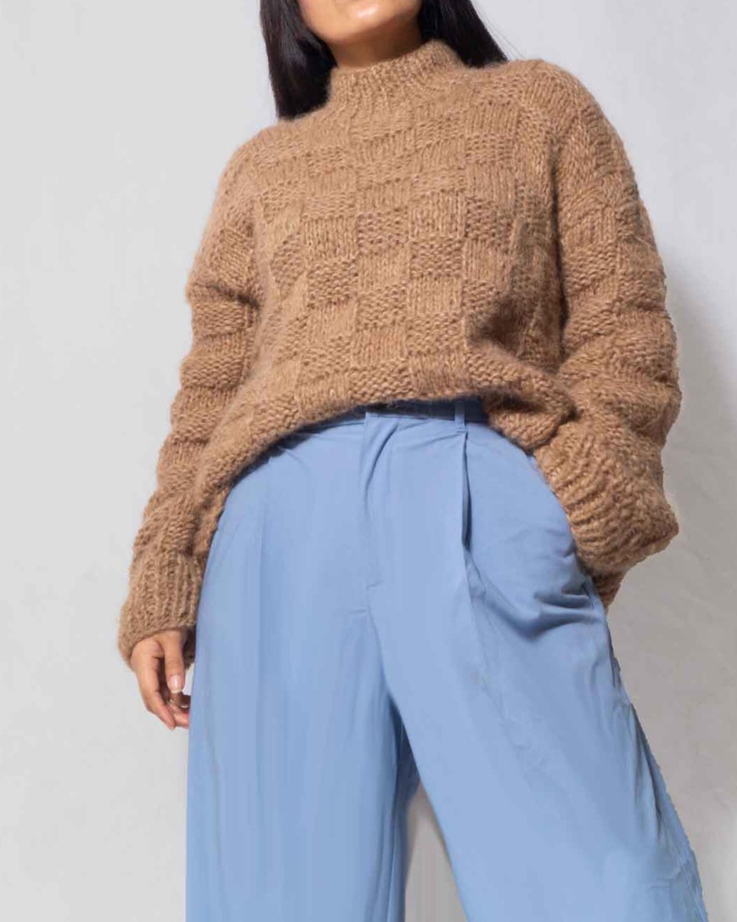 ALPACA CHUNKY KNIT SWEATER - BROWN
