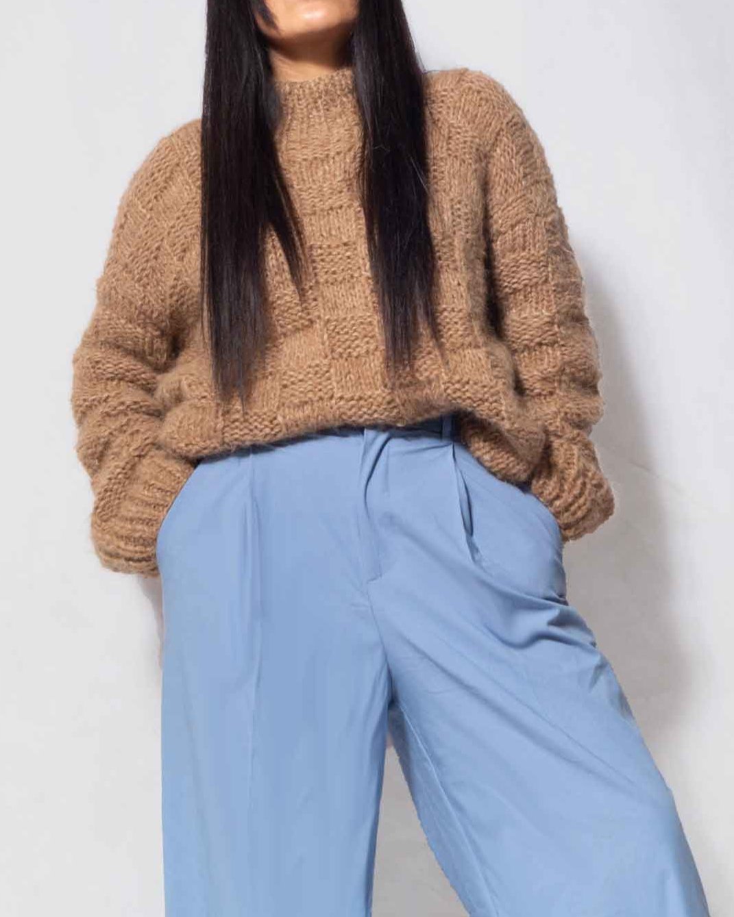 ALPACA CHUNKY KNIT SWEATER - BROWN