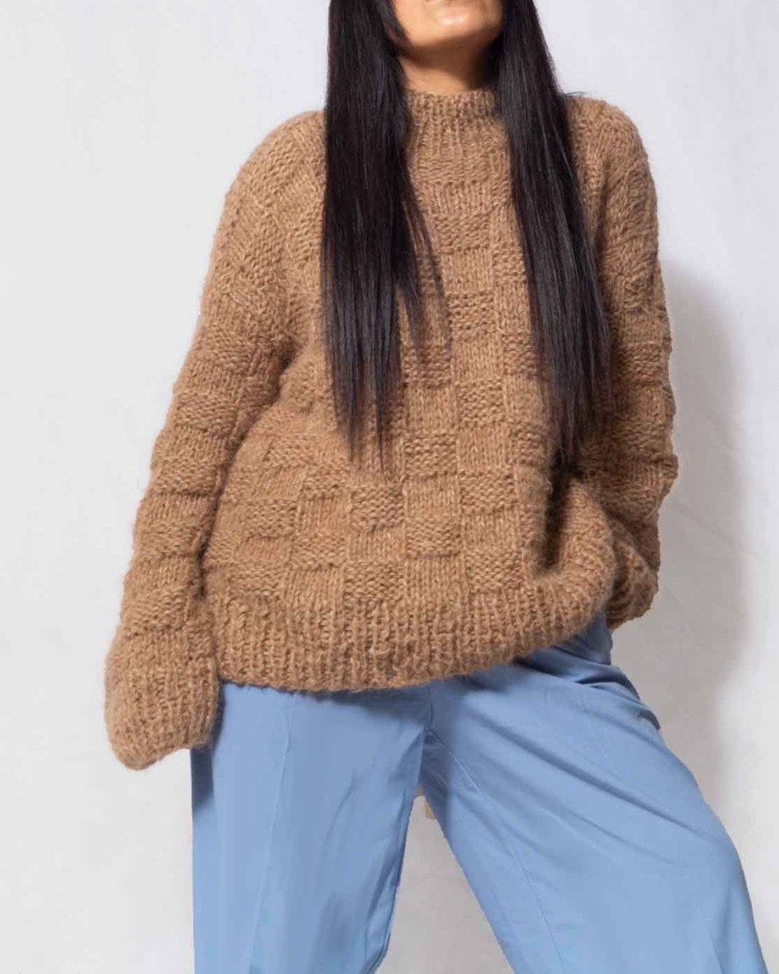 ALPACA CHUNKY KNIT SWEATER - BROWN