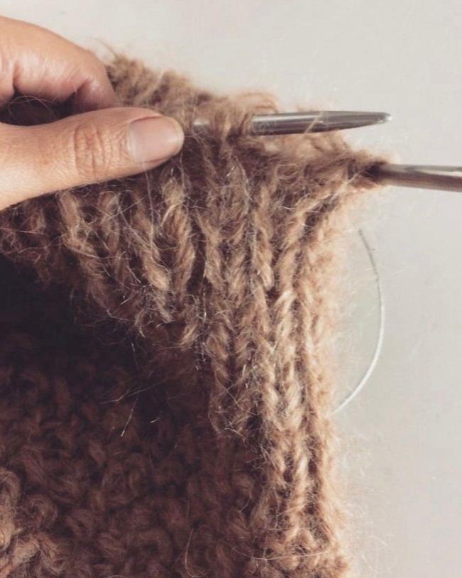 SURI ALPACA SWEATER WOMEN