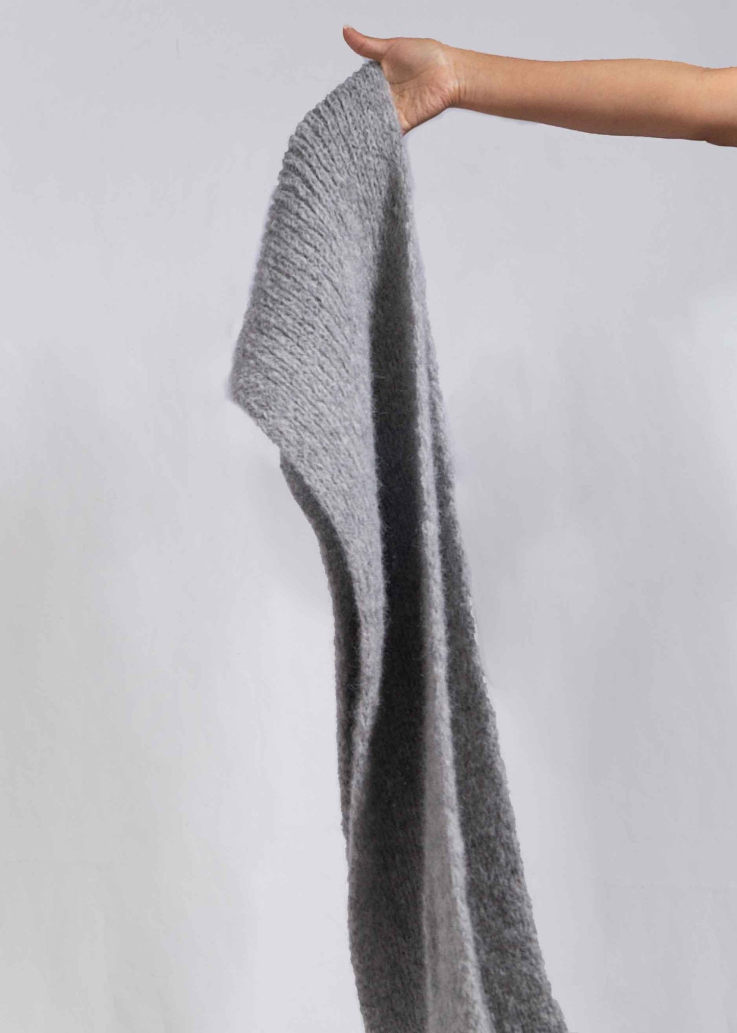 INFINITI ALPACA SCARF - GRAY