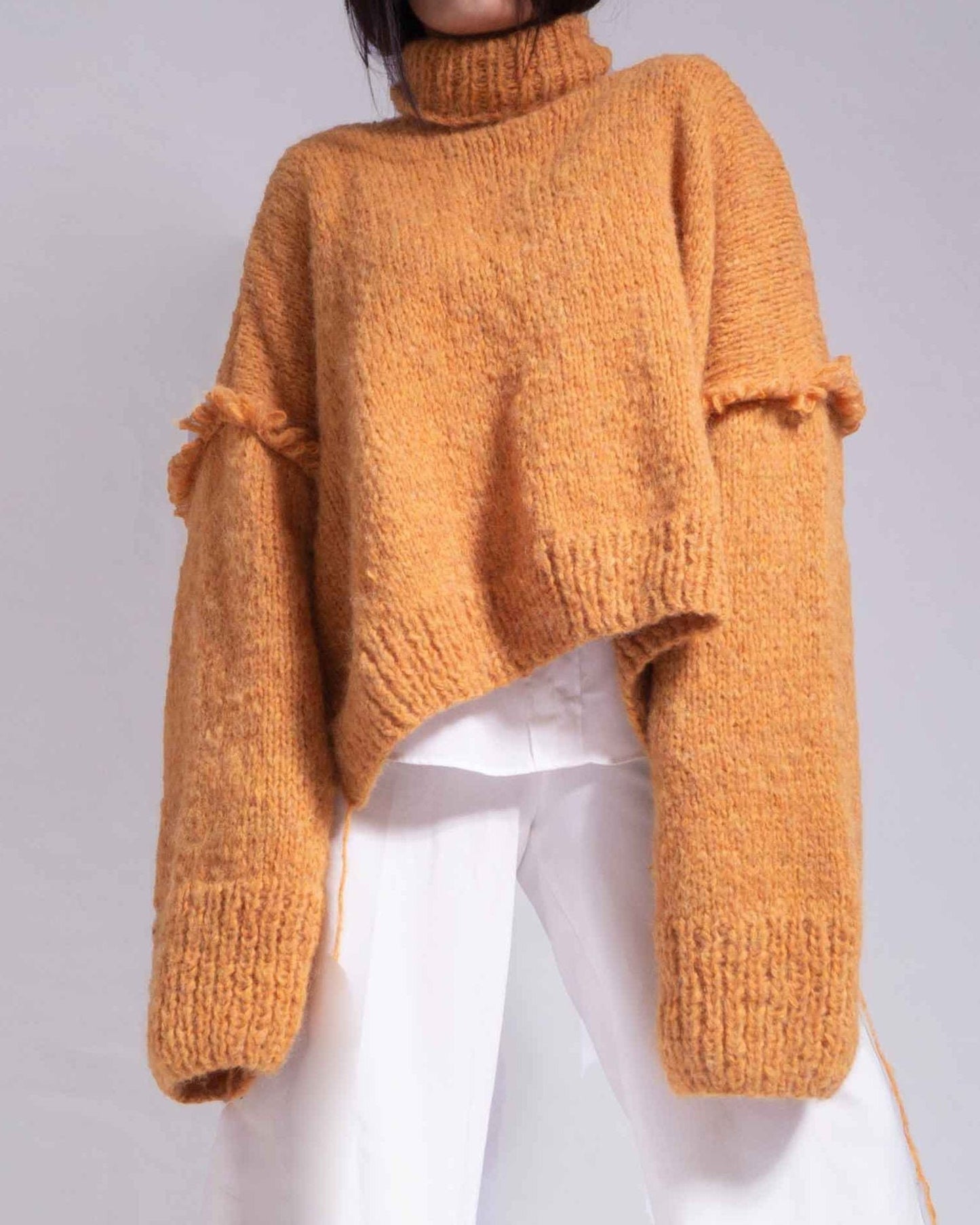 ALPACA TURTLENECK SWEATER - YELLOW