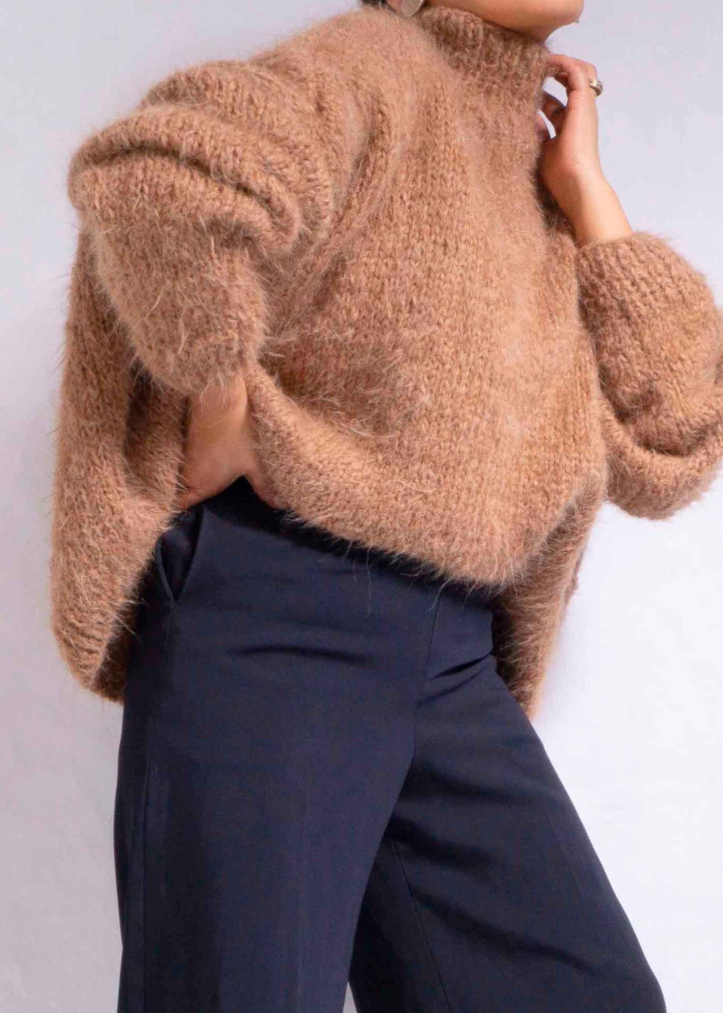 OVERSIZED ALPACA SWEATER - CAMEL