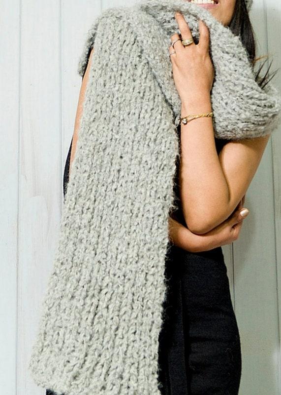 CHUNKY OVERSIZED ALPACA WOOL SCARF