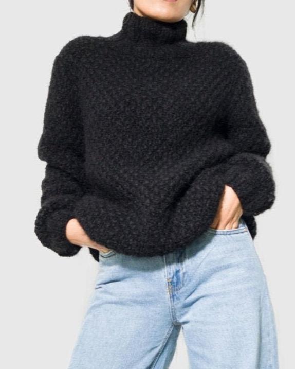 ALPACA WOOL SWEATER TURTLENECK - BLACK
