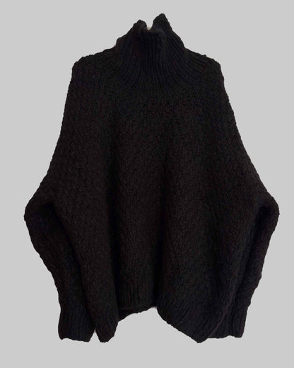 BLACK OVERSIZED ALPACA SWEATER – Sustainable Design
