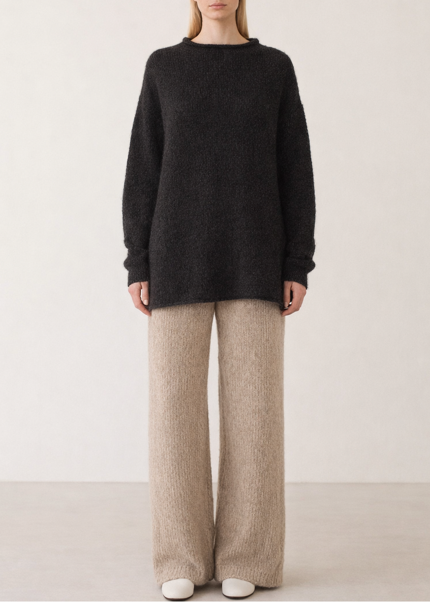 KUNTUR Hand knit Alpaca Turtleneck Sweater| Chunky Wool Knit- Oversized Cozy Pullover