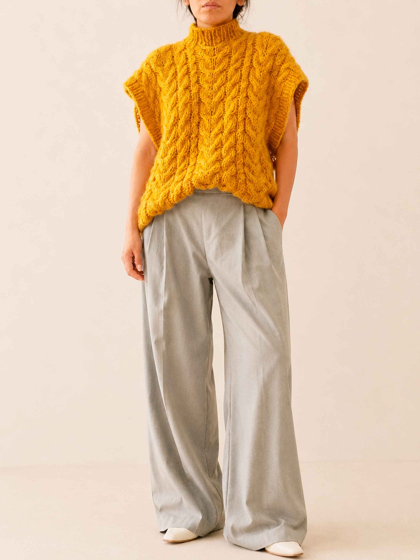 Chunky Knit Alpaca Turtleneck Sweater | SONQO Oversized Vest Pullover