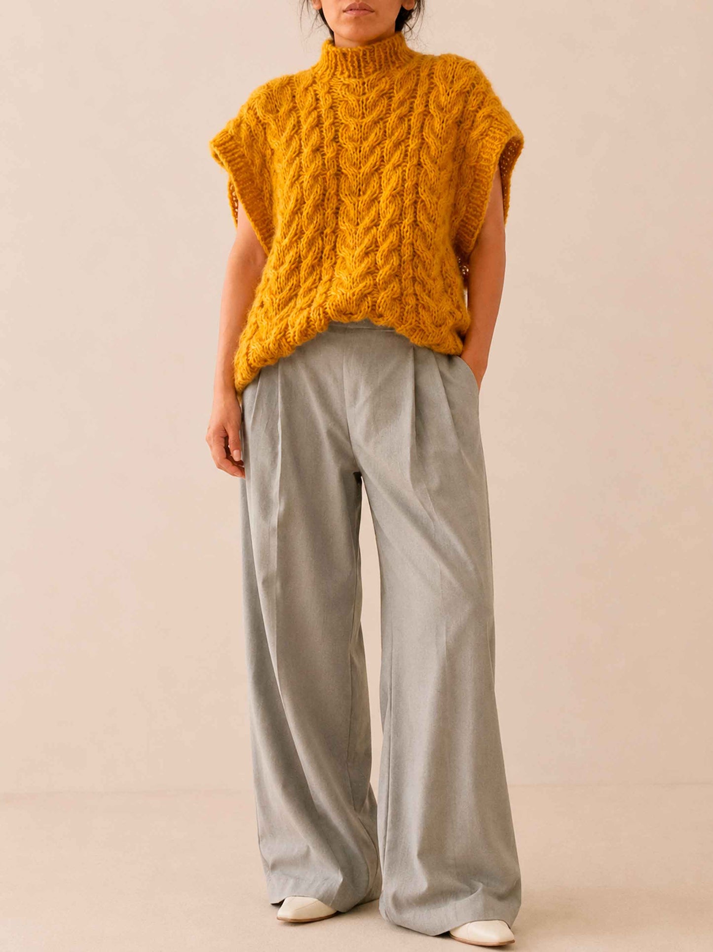 Chunky Knit Alpaca Turtleneck Sweater | SONQO Oversized Vest Pullover