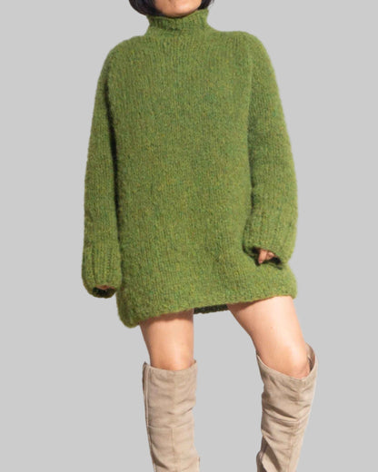 green-oversized-alpaca-sweater-peru