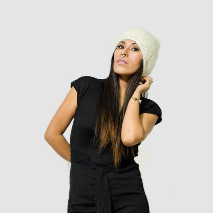 POMPOM ALPACA BEANIE - IVORY